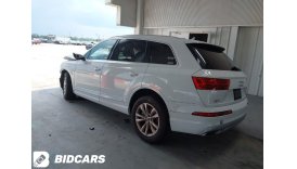 AUDI Q7 2017